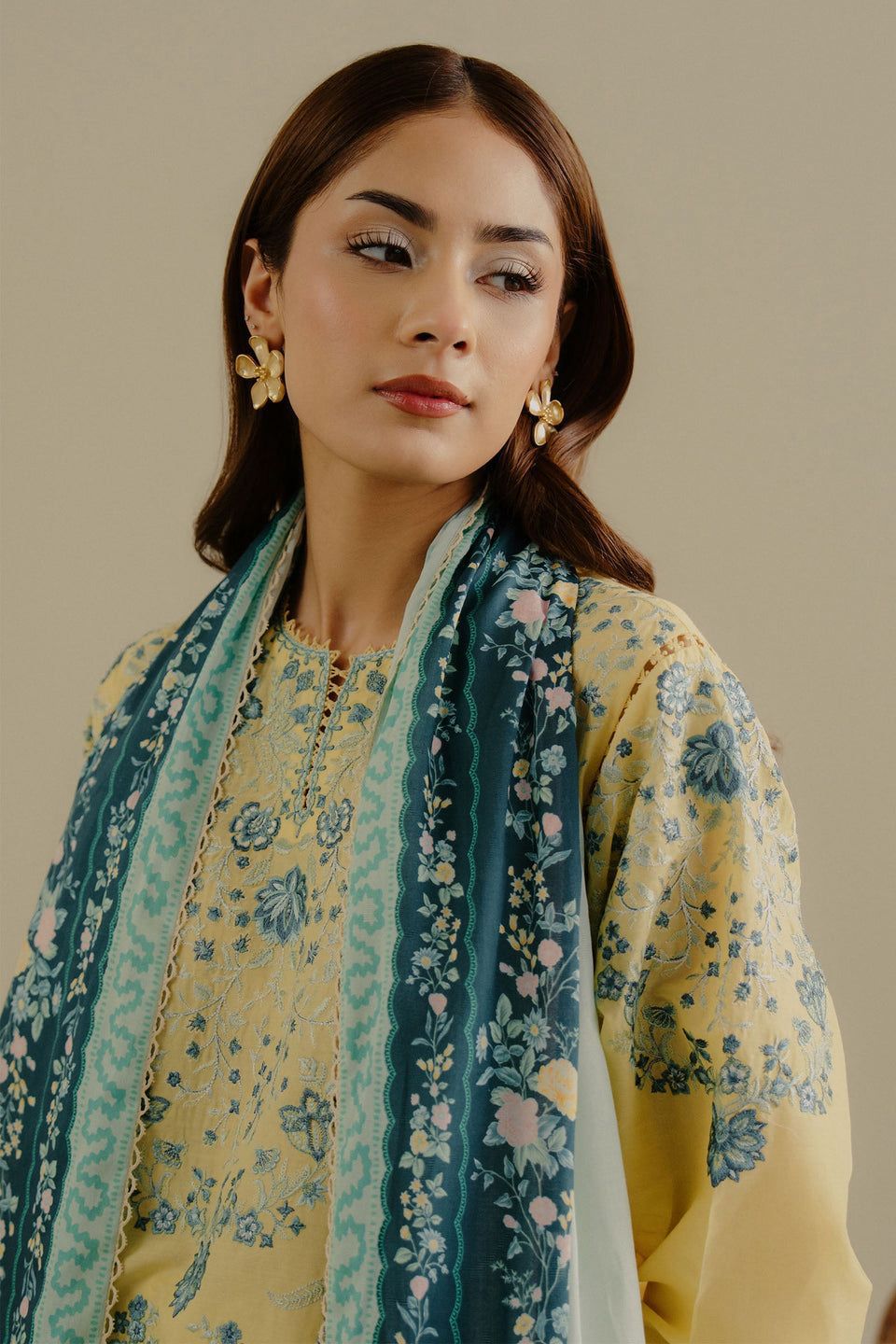 COCO By ZARA SHAHJAHAN Velin-7B
